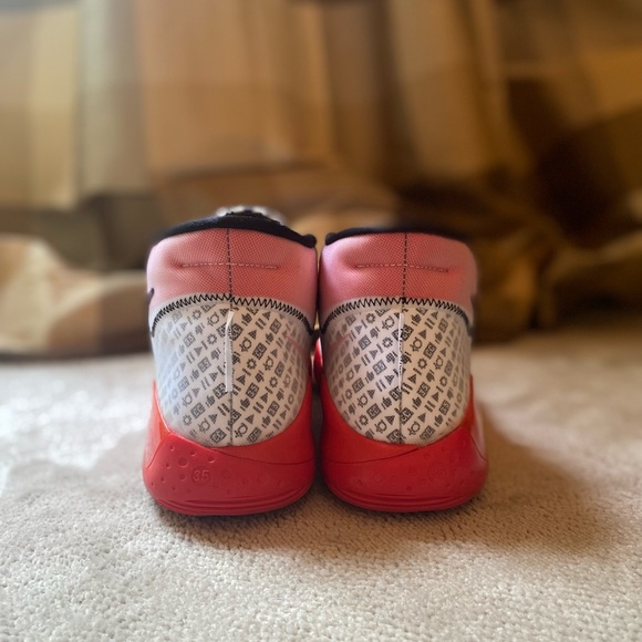 Nike KD 12 YouTube - Picture 3 of 9